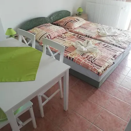 Lotti Ueduelohaz Appart hôtel *
