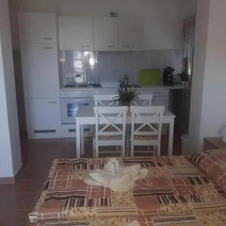 Appart hôtel Lotti Ueduelohaz